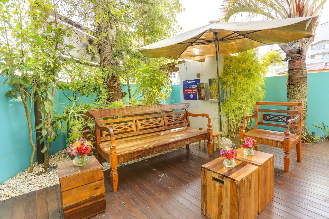 賓館 Dos Chas Boutique 4*